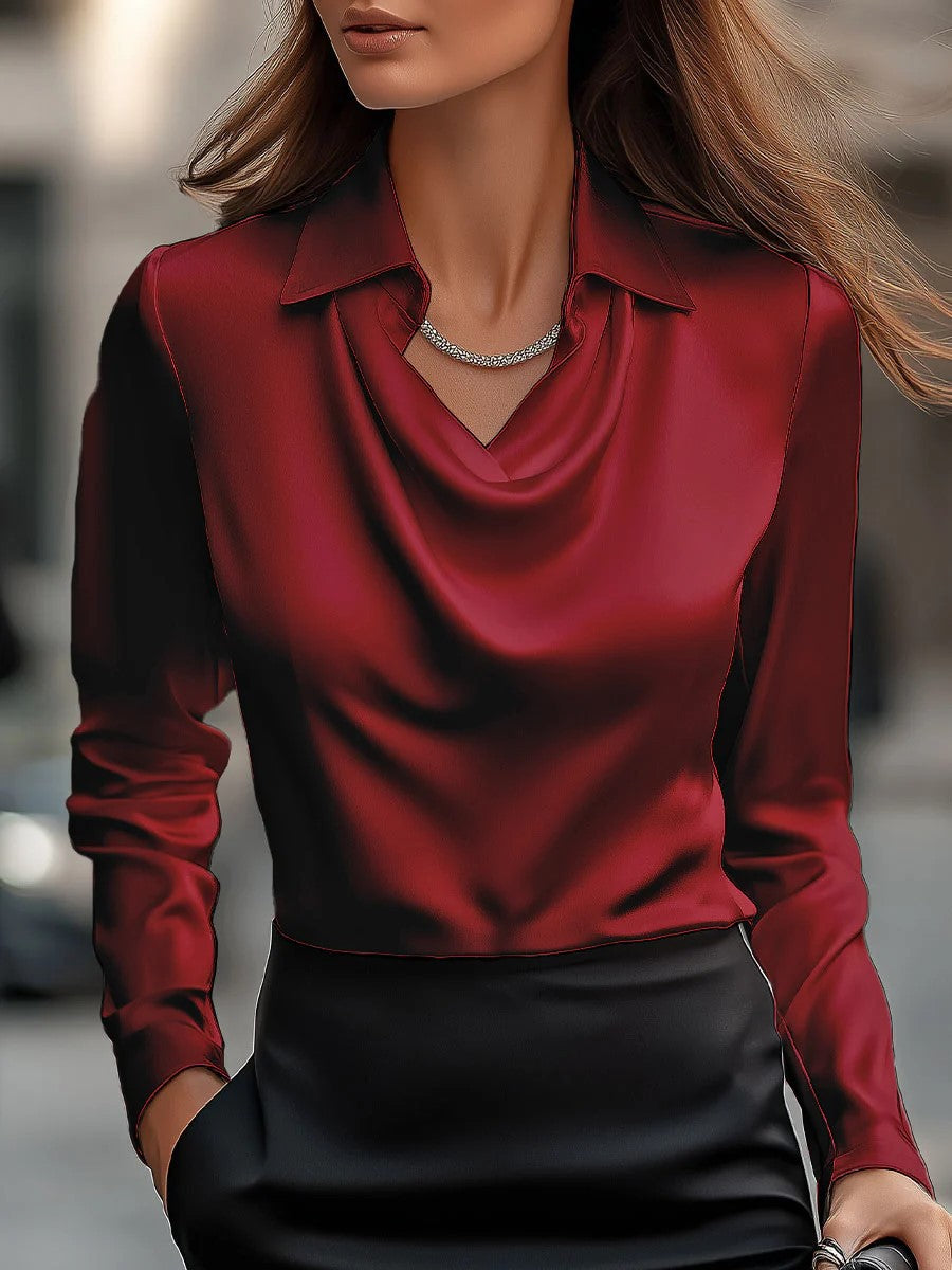 Chemise Satinée à Col Bénitier